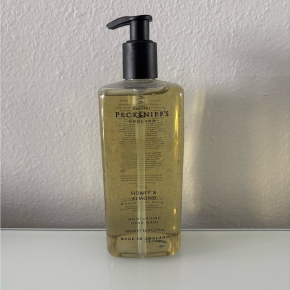 Pecksniff’s Pecksniffs Honey and Almond Moisturizing Hand Soap RARE SCENT - Picture 1 of 4
